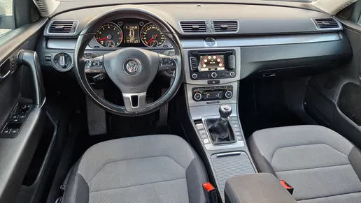  Vw Passat 1.4TSI Berlina Model HIGHLINE