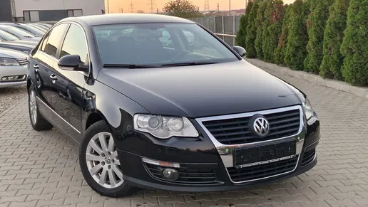 Vw Passat 1.6 benzina Berlina Model Highline